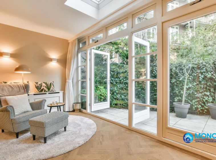 qué ofrece Monolit Properties en la Costa Blanca