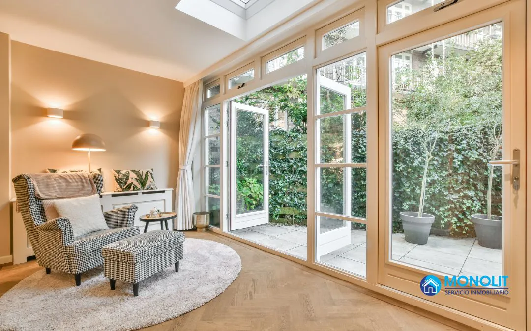 qué ofrece Monolit Properties en la Costa Blanca