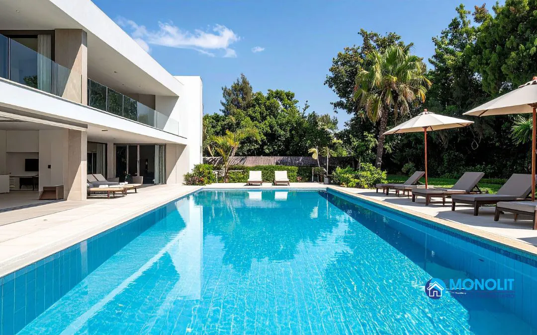 chalets con piscina en Ciudad Quesada